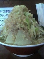 「ラーメン（ヤサイニンニクアブラ）」@ラーメン大 西荻店の写真