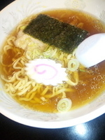 「中太会津麺半ラーメン+餃子+ビール+激太手打ち風半ラーメン」@牛乳屋食堂の写真