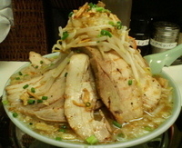 「バカ豚らーめん」@らーめん 凌駕の写真