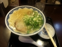 「ラーメン+味たまご+青ねぎ、たっぷり」@博多麺房 赤のれん 西麻布本店の写真