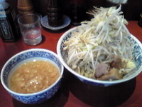 「つけ麺（あつもり、野菜少し多め、ニンニク）」@麺香房 暖々の写真