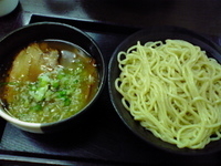 「焼きあご豚骨つけ麺（胡麻麺、中盛り）+チャーシュー3枚」@焼きあご豚骨らーめん 豚骨にし田の写真