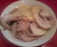 「まぜそば（課長以外マシ）+小豚+チーズ」@ジャンクガレッジ 東大宮店の写真