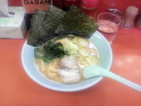 「ラーメン並み 太麺 600円」@鹿島家 石川町店の写真