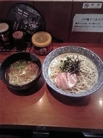 「つけ麺（魚介） 680円中太麺 中盛 麺100g増し 50円」@麺処 ほん田の写真