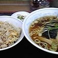 半ラーメン（250円）+半チャーハン（230円）