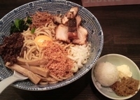 「肉味噌まぜそば+半肉増し」@つけ麺 弐☆゛屋の写真