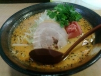 「胡麻辛もっちりやみつきラーメン」@みそ膳の写真