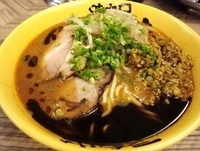 「カレー味噌らーめん 【880円】」@味噌屋八郎商店 新宿店の写真