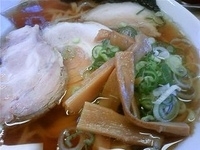 「ラーメン・大盛（￥590 + ￥100）」@手打ちラーメン 金正の写真