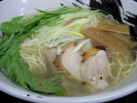 「鶏塩らーめん（+替え玉）」@麺屋 彩々 昭和町本店の写真