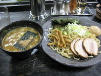 「特製つけ麺（中盛・あつもり）」@つけ麺 中華そば 渕の写真