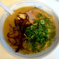 「メロディーらーめん（麺カタ） 780円 + 味付け玉子 110円」@メロディー 本店の写真