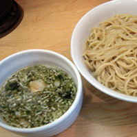 「塩つけ麺+塩玉子」@塩専門 ひるがお 東京駅店の写真