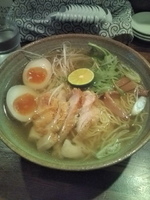 「鶏塩らぁめん+半熟味玉」@ら・めん 風の写真