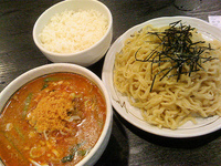 「胡麻珈哩つけ麺（780円）+小ライス（100円）」@桃天花の写真