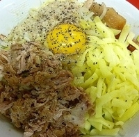 「汁なし（ヤサイ+ニンニク+アブラトッピング）」@らーめん豚喜の写真