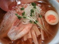 「醤油ラーメン「手打ち麺」・大盛 + チャーシュー増し（￥600 」@麺や 松の写真