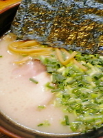 「博多ラーメン（￥650）+替え玉（￥150）」@野永やの写真