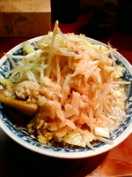 「ラーメンヤサイチョットオオメアブラオオメカラメニンニク【600円」@麺香房 暖々の写真