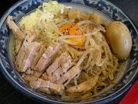 「まぜそば大盛850円特製230円」@麺屋 光輝の写真