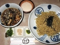 「石臼挽きざるらーめん 850円」@与ろゐ屋の写真