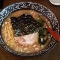 「豚骨らーめん （サービス価格500円）」@中華料理 らーめん、餃子 三国志の写真