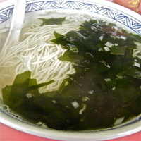 「ワカメタンメン（￥480）餃子（¥420）」@ラオシャンの写真