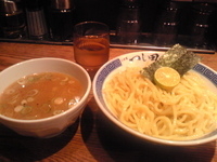 「つけめん+大盛（120円）」@つじ田 神田御茶ノ水店の写真