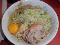 「小汁なし（600円）生たまご（50円）ニンニク・魚粉」@ラーメン二郎 環七一之江店の写真