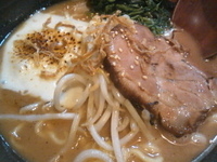 「濃厚鶏白湯味噌らーめん800円 焦がしチーズ50円」@らーめん処 ○はの写真
