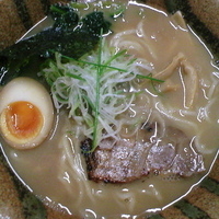 「らーめん（豚骨醤油）¥680」@麺屋 青山 本店の写真