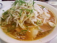 「みそラーメン+ライス小」@ラーメン藤 松原店の写真