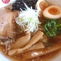 「千寿の醤油らぁめん（味玉トッピング）」@つけめん・らあめん 宗庵 北千住店の写真