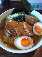 「チャーシューメン（白） 700円+味玉 100円」@自然洞 麺舗の写真