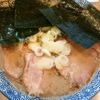 「濃厚ら～めん¥750 半肉増し¥200 海苔¥50」@らーめん・つけめん 虎心の写真