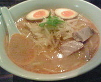 「海老茶色の旨辛らーめん」@らーめん一会の写真