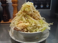 「ラーメン（ヤサイマシマシ ニンニク  カラメ アブラマシ） 10」@オリジナル極太麺 らーめん天の写真