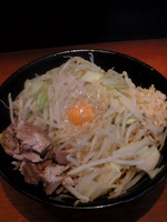 「まぜそば:800円」@製麺所 豚とこむぎの写真