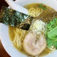 「塩らは（700円）」@ラハメン ヤマンの写真