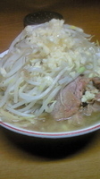 「らーめん（ヤサイ、ニンニク）」@ラーメン二郎 高田馬場店の写真