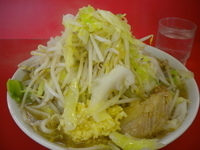 「小ラーメン 650円（ヤサイ・ニンニク・カラメ）」@ラーメン二郎 茨城守谷店の写真