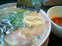 「ラーメン（カタメ）+豚トマト+替え玉（￥600+￥100+￥10」@博多長浜らーめん もりやの写真