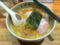 「チャーシューラーメン」@麺屋吉左右の写真