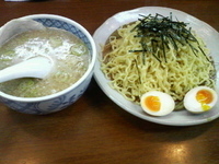「チャーシュー麺（脂多め）+味噌チャーシューつけ麺」@らーめん源太 駅前館の写真