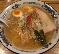 「鶏塩ラーメン+味玉」@ラーメン専門 みすじの写真