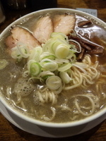 「バリ煮干しそば+サービスライス」@中華そば つし馬の写真