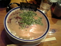 「ラーメン、味玉、赤鬼」@博多長浜らーめん 田中商店の写真