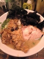 「塩とん+とろ肉+きくらげ」@とんこつ津気屋 大宮店の写真