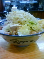 「ラーメン+煮豚（ニンニク）」@らあめん波華の写真